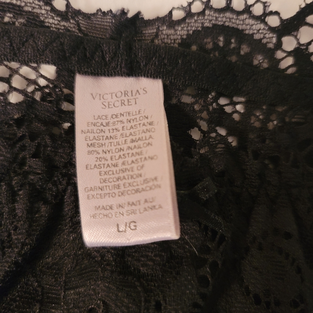 Victoria's Secret Dream Angel Black Lace Garter Skirt w/ Thong Panty (M/L) - Picture 4 of 7